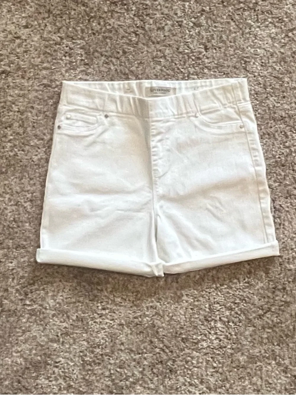 Liverpool Women’s “The Short” Pull- On White Rolled-Hem Denim Shorts - Picture 1 of 6